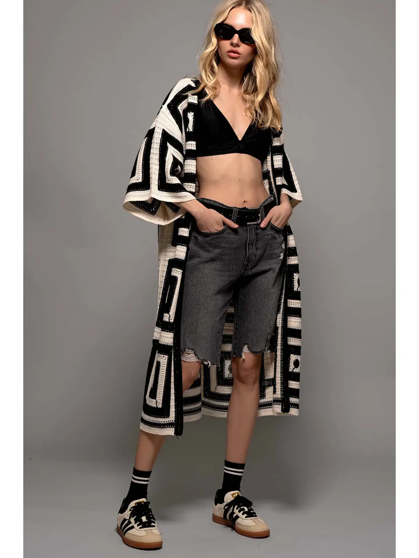 Do Everything In Love Black & White Open Cardigan