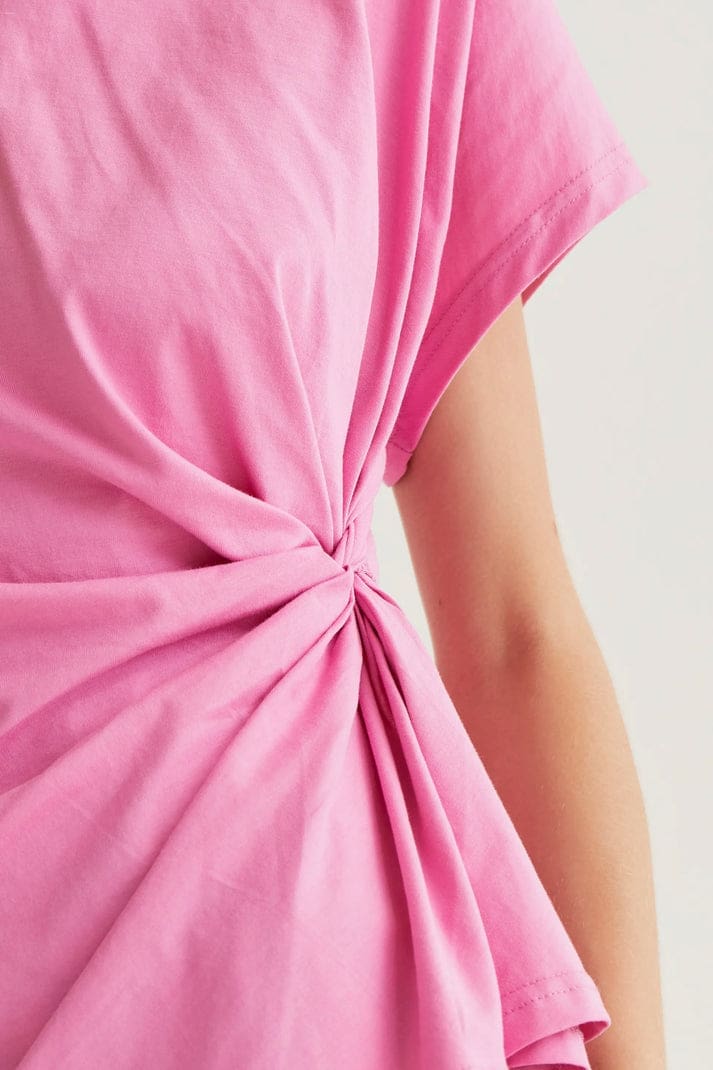 Compañía Fantástica Asymmetrical Pink T-Shirt - Image 3