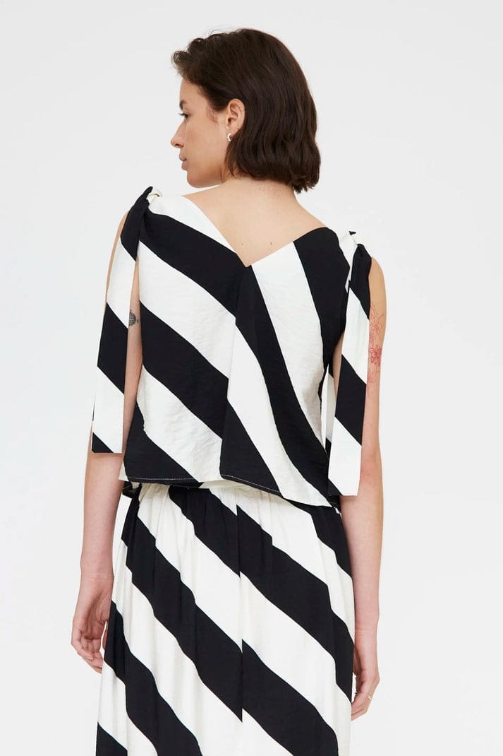 Compañía Fantástica Black & White Striped Set - Image 3