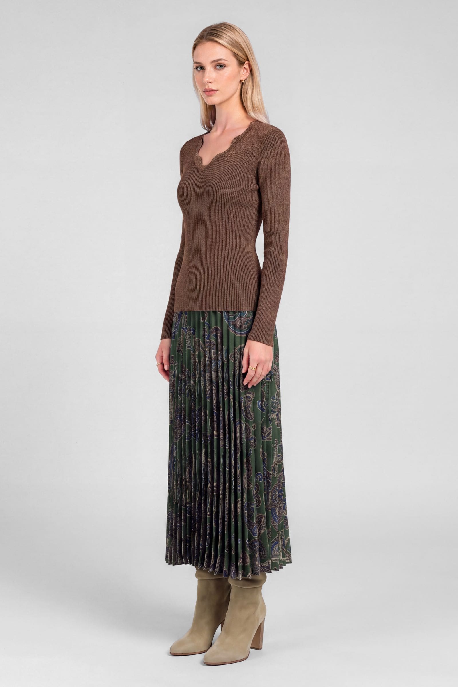 Current Air Metallic Scalloped Neck-Line Sweater - Image 3