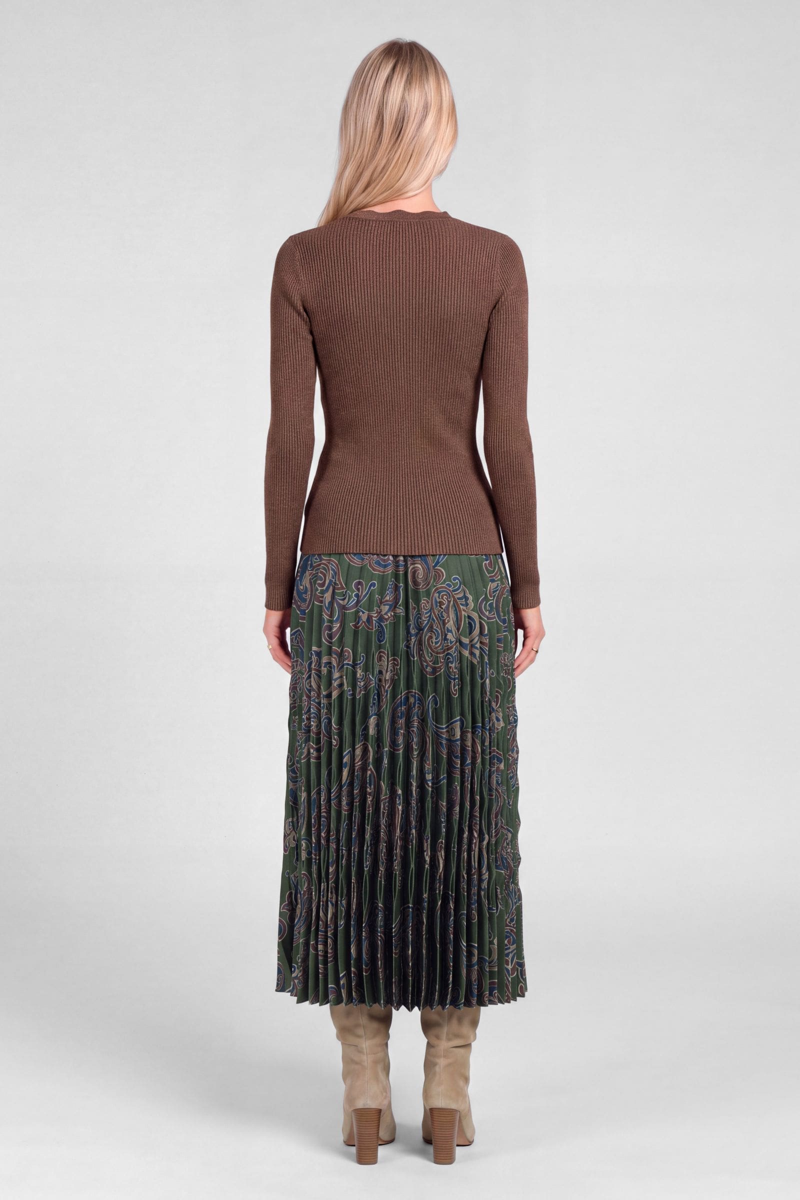 Current Air Metallic Scalloped Neck-Line Sweater - Image 4